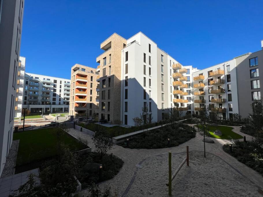 Naehe Messe: Zentrale Wohnung Mit Balkon Und Loggia Frankfurt am Main Exterior foto